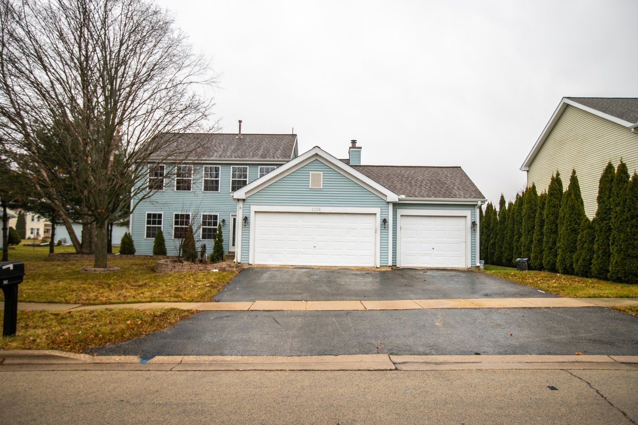 1218 Everett Ave