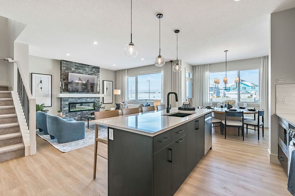 190 Annette Landing NW