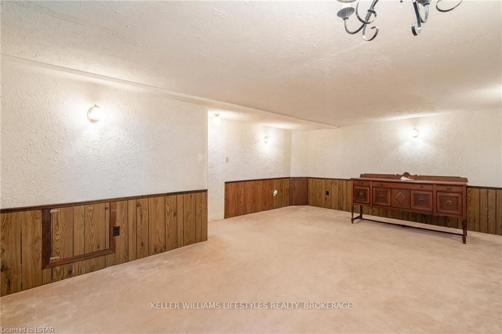 230 Clarke Rd 54