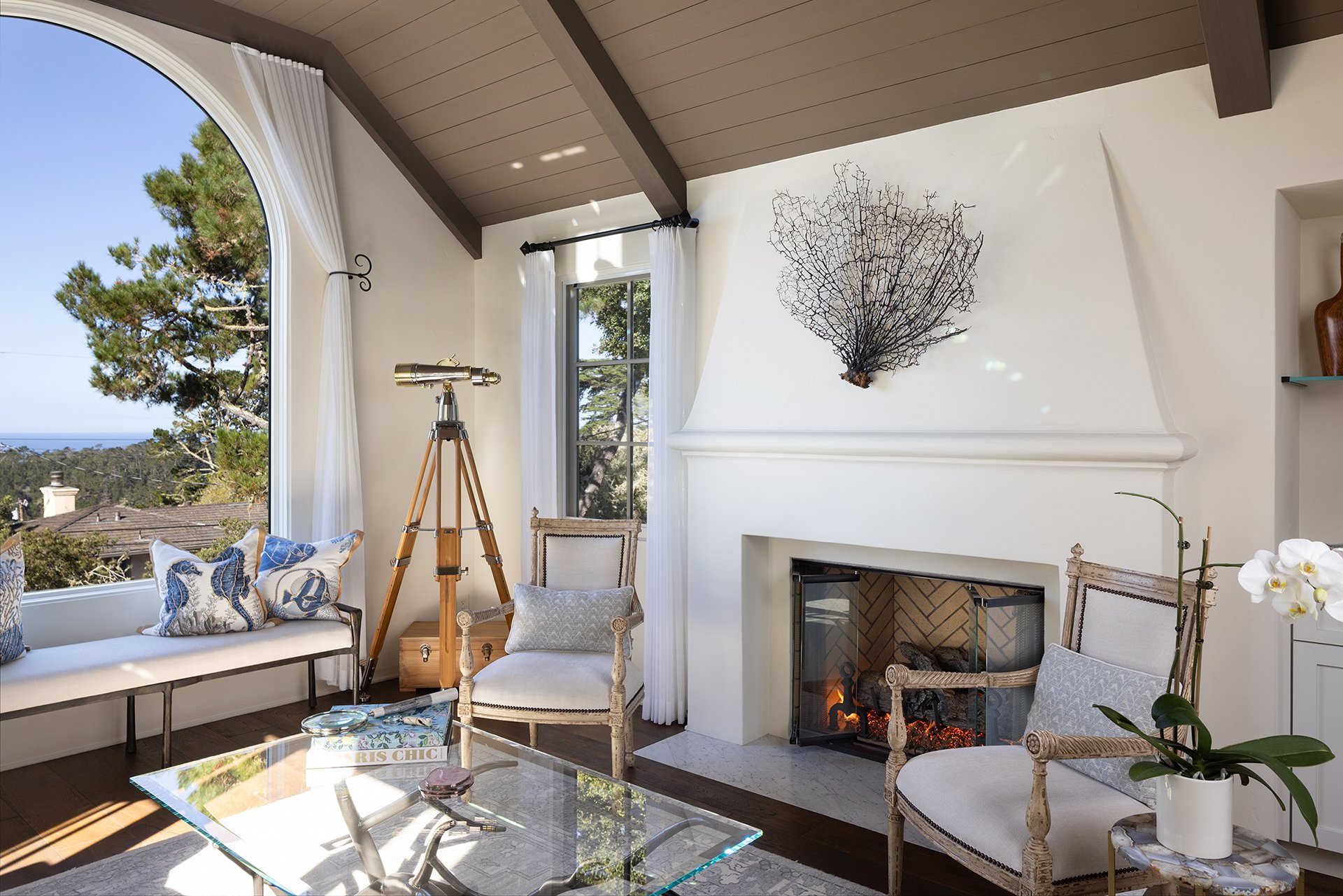 Sophisticated Carmel Woods Living