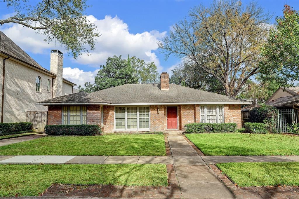 3818 Wickersham Ln