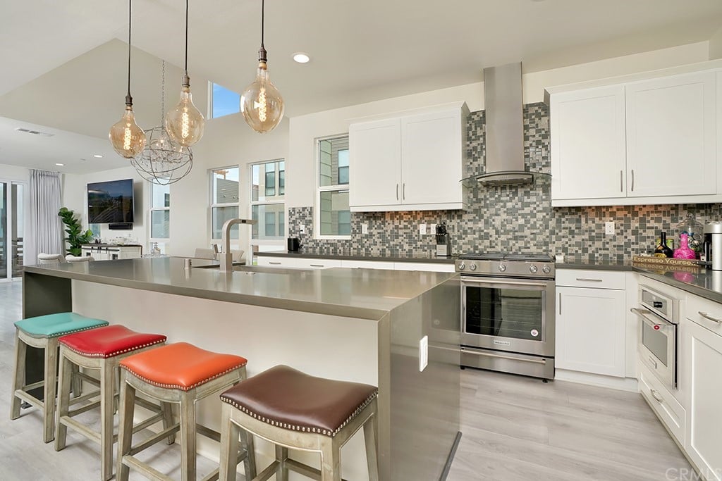 1687 Monarch 17 West