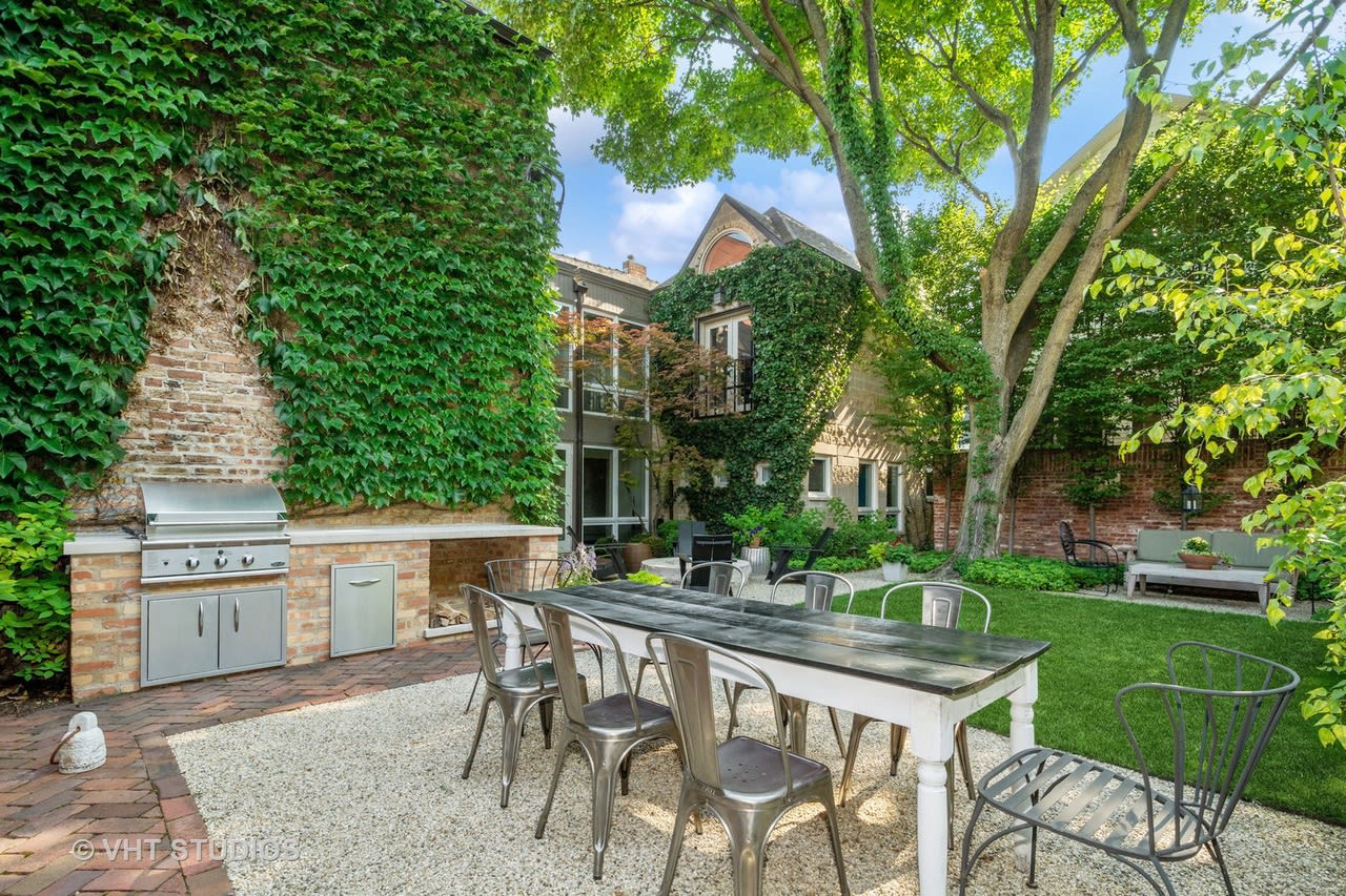 1721 N Fern