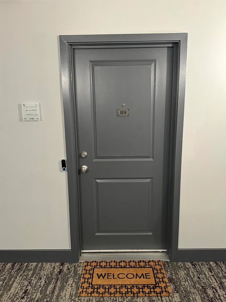 3 Greenwich Dr #89