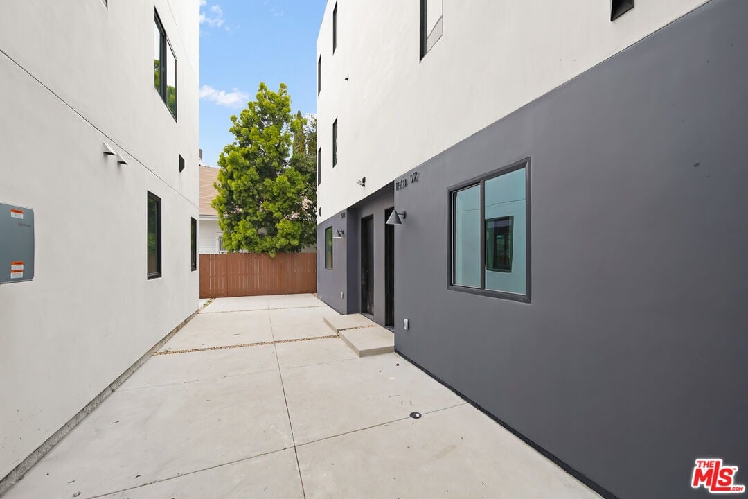 1518 Magnolia Ave #1