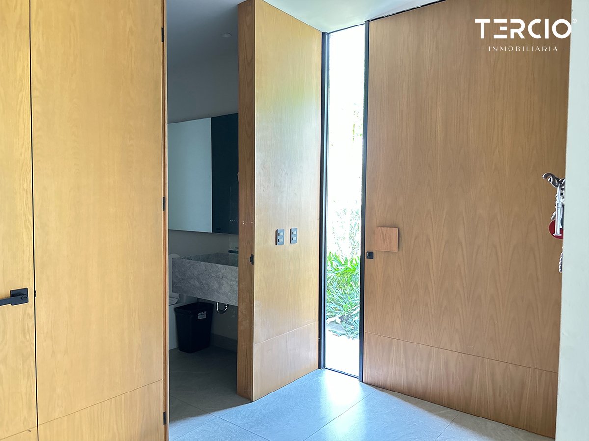CASA EN VENTA BAJIO HÁBITAT $10'990,000.00 MN