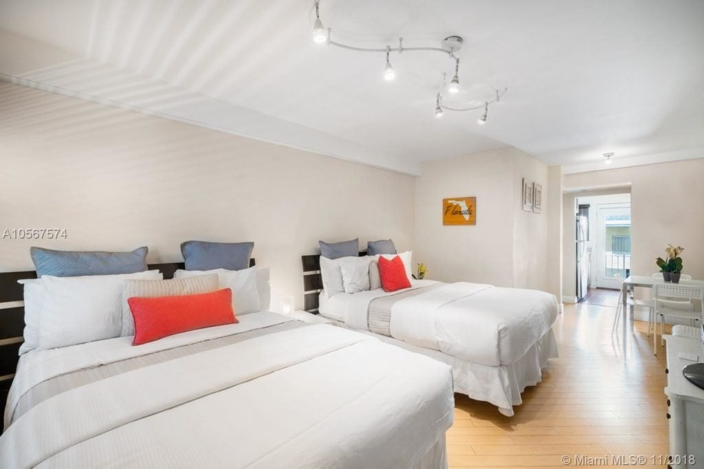 12 Unit Miami Beach Mid-century Building Sells at 751 Meridian by Luca Migliore