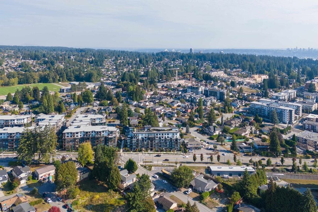 700 Clarke Rd, #502