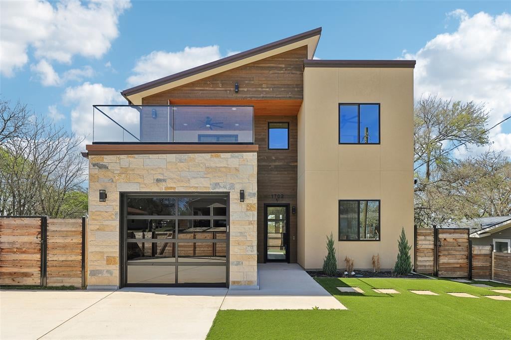1702 Elmira Rd, #2