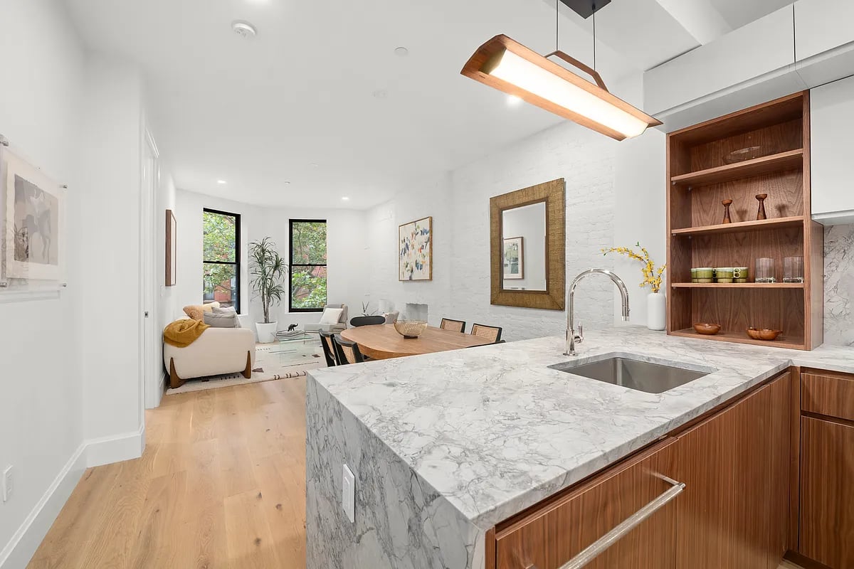 353 6th Avenue #2