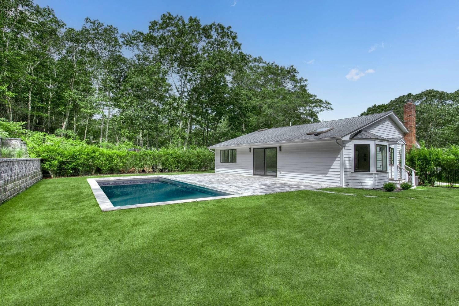 32 Laurel Trail