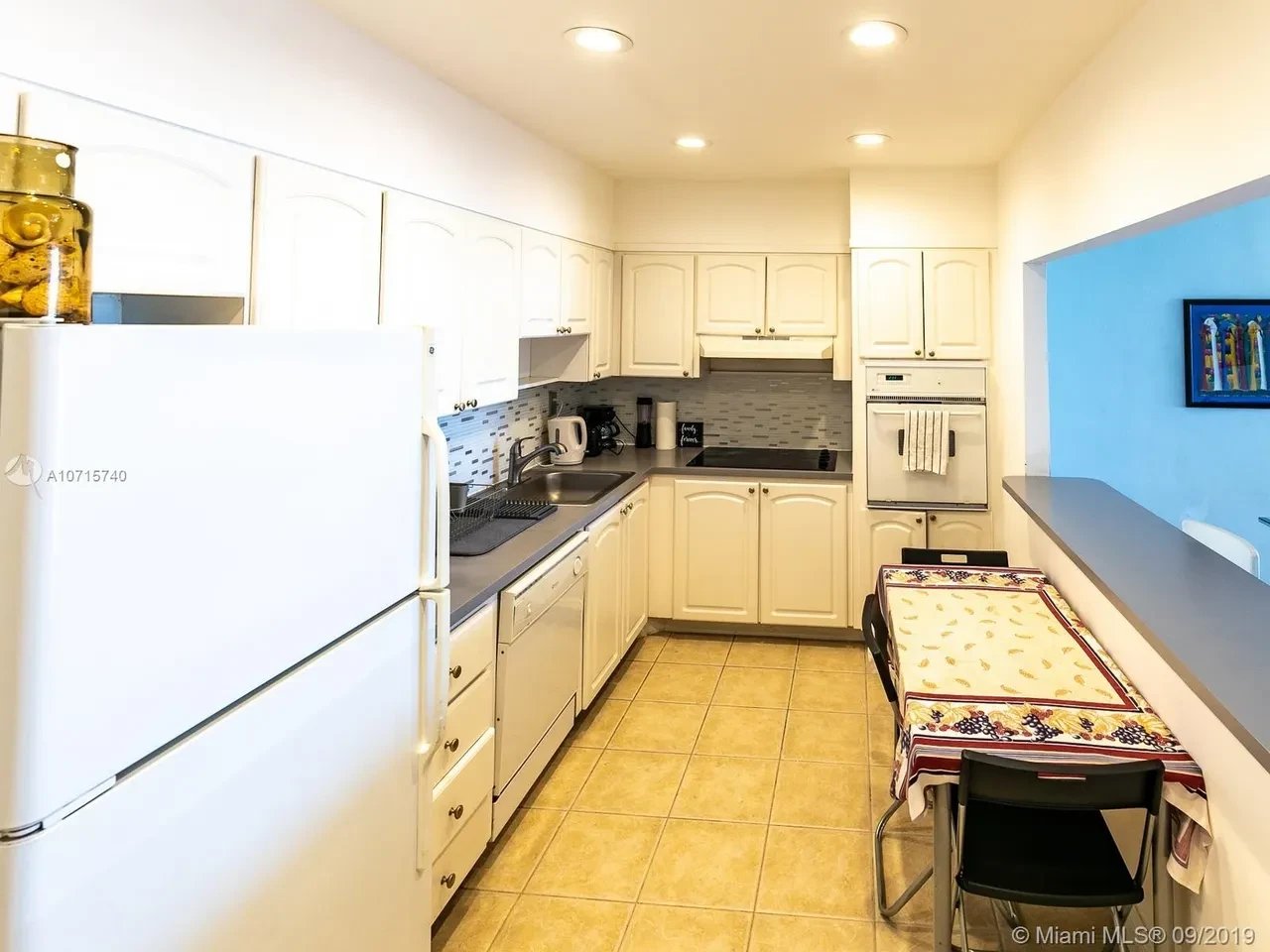 19390 Collins Ave Unit 309 