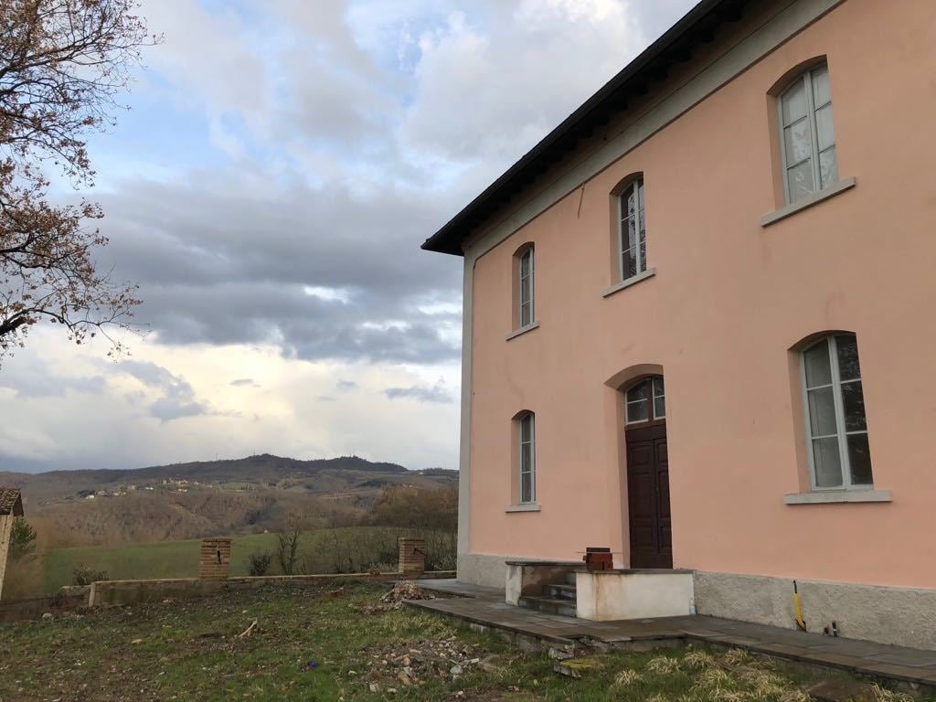 Renovated Schoolhouse in Umbria