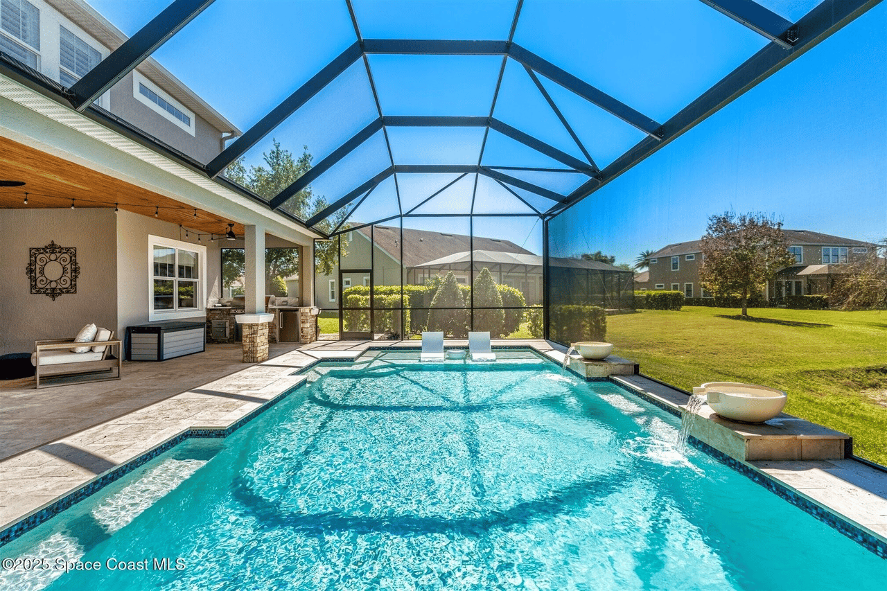 3077 Cortona Dr