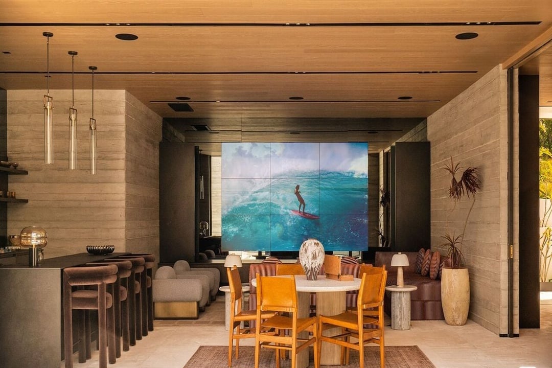 Skyreach Manor, Dume Dr, 90265