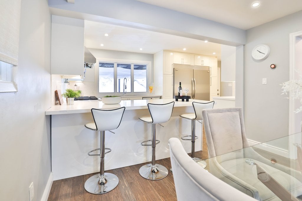 2673 Kingsberry Cres