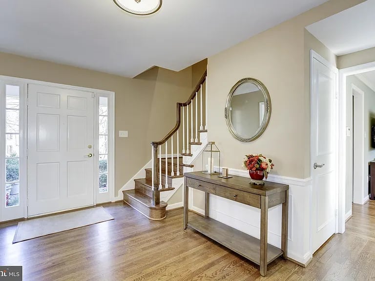 9412 Winterset Drive