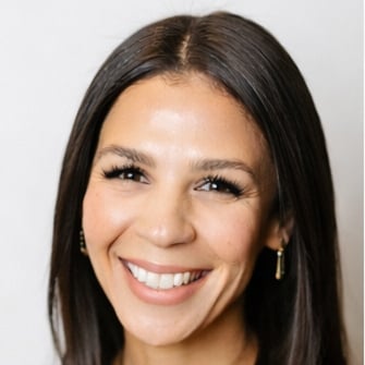 Ivelisse Martin Nashville, TN Real Estate Agent Headshot