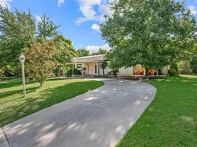 2817 Rico Dr