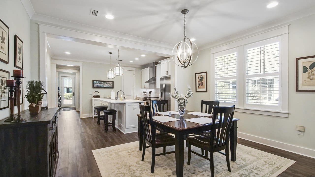 84 Sandchase Cir