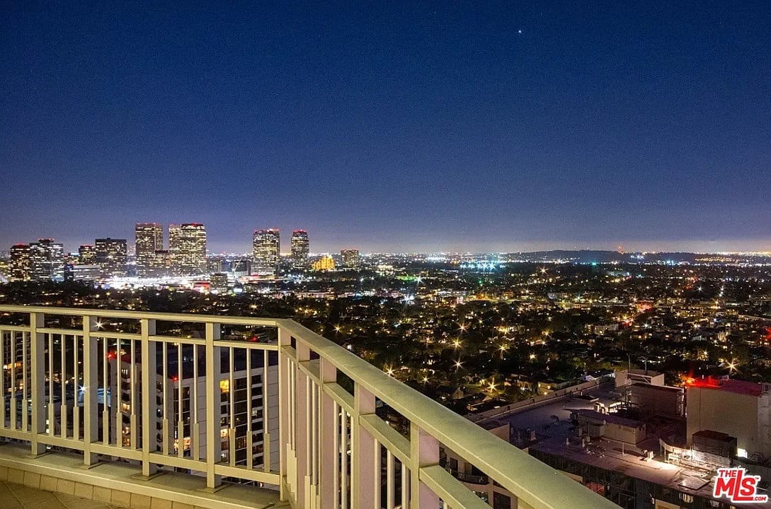 Westwood penthouse fetches a 2019-high $13.335 million
