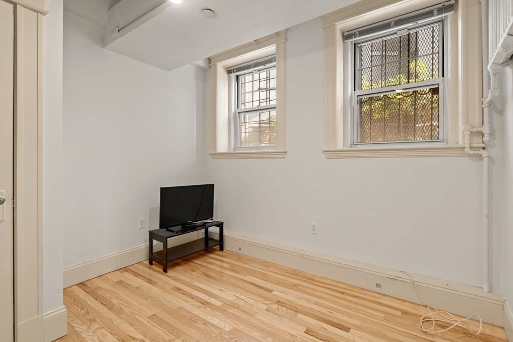116 Riverway, #99