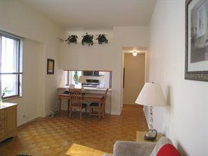 350 West 50th Street Unit: 6T