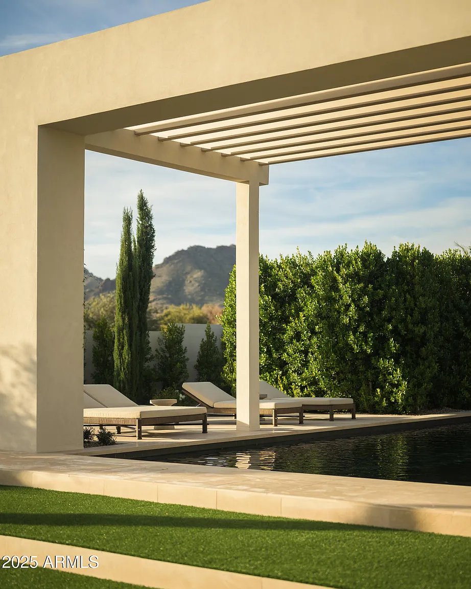 4510 E Maderos Del Cuenta Drive