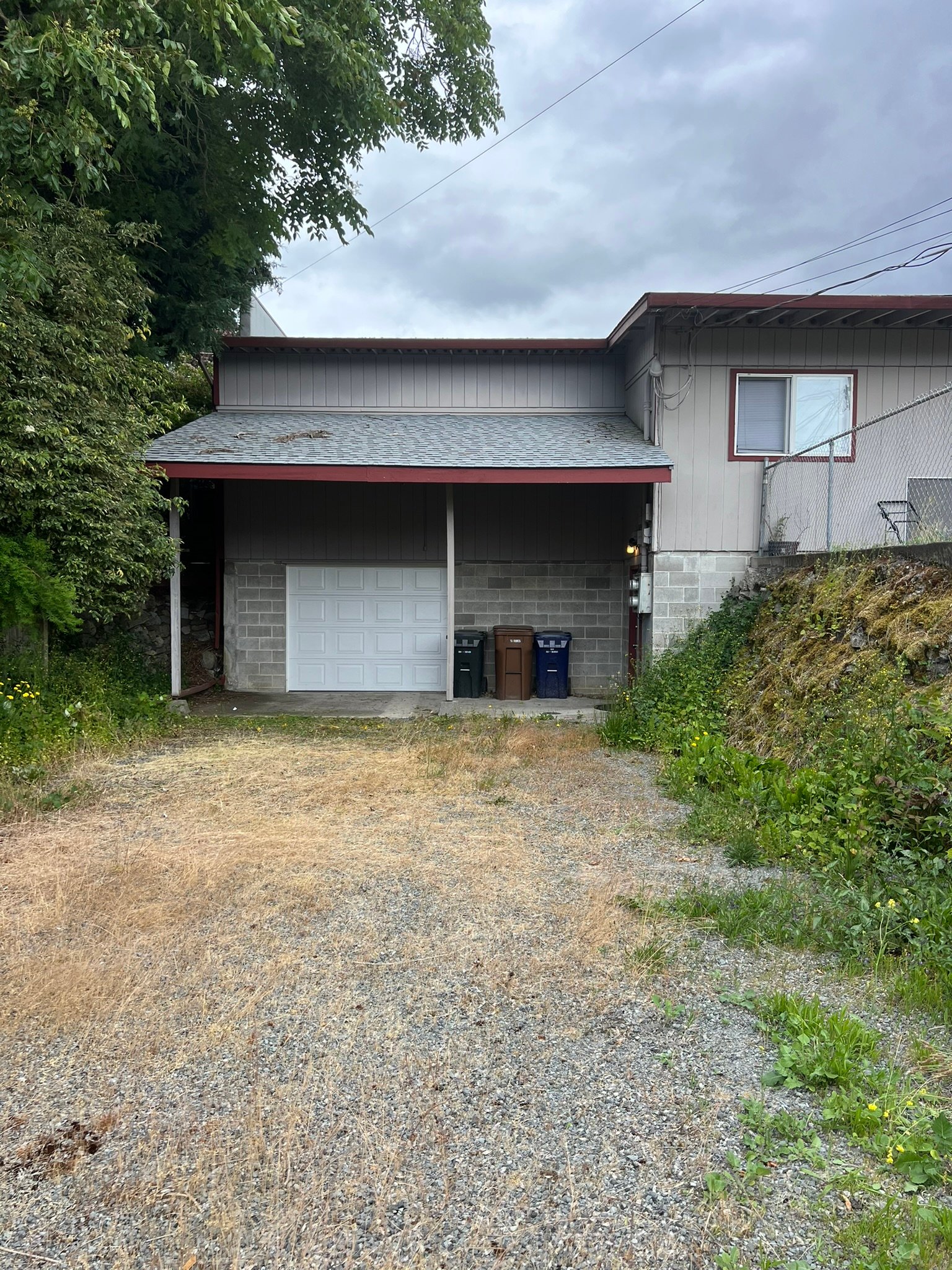 4138 South 43rd St - Shop