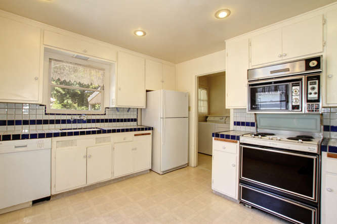Just Listed! Charming Tahoe Park Cottage at 2981 Kroy Way
