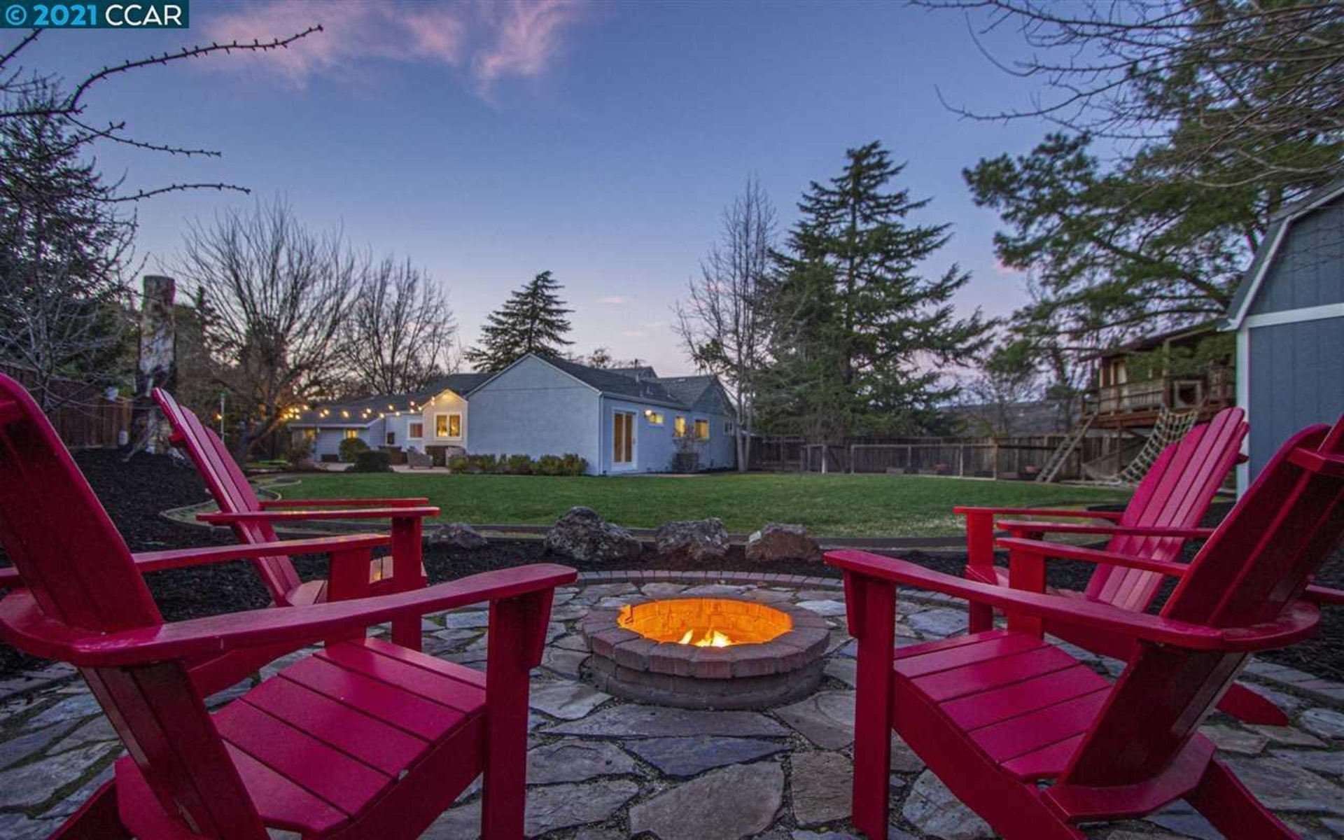 8 Foothill Park Ter