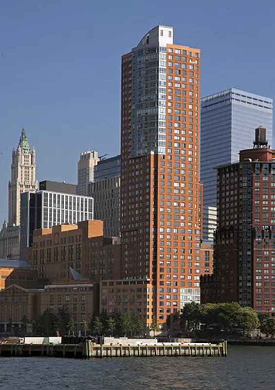 41 River Terrace 