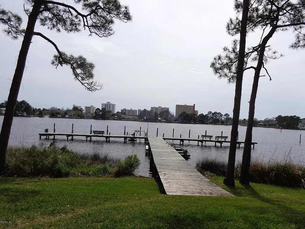6901 N LAGOON Unit 30