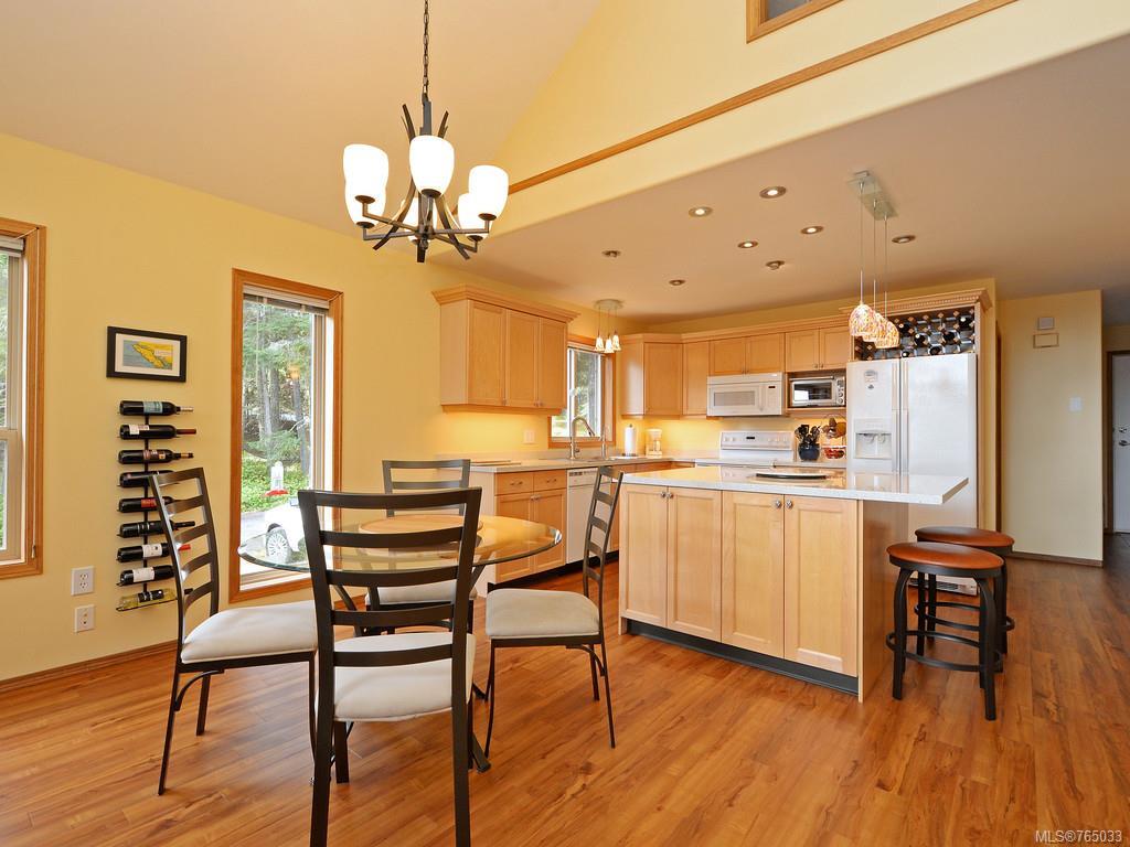 719 Cains Way, Sooke