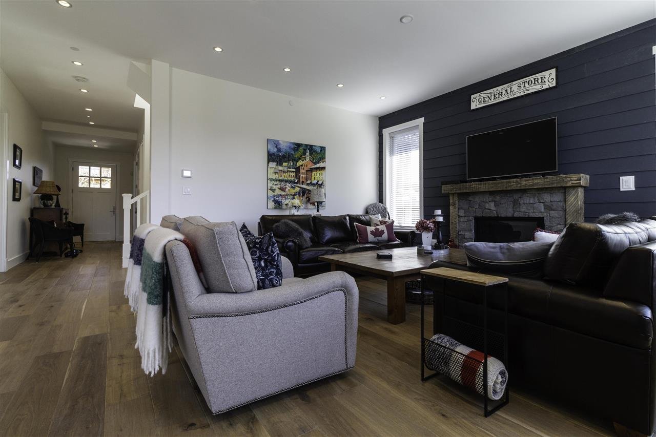 40883 The Crescent Cres