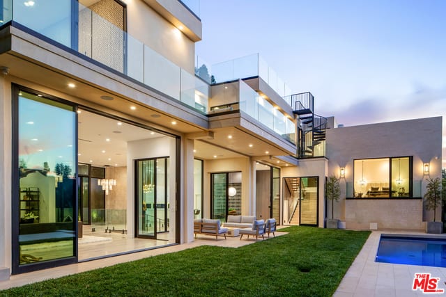 Cascade House