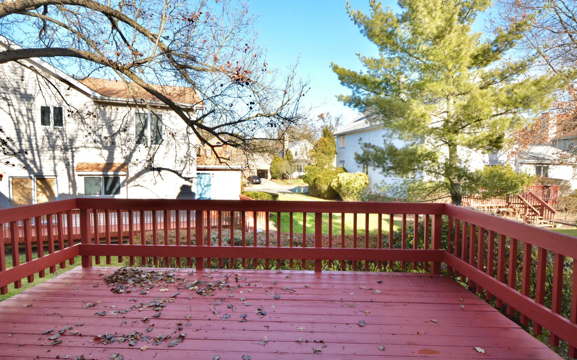 16 Lexington Ct