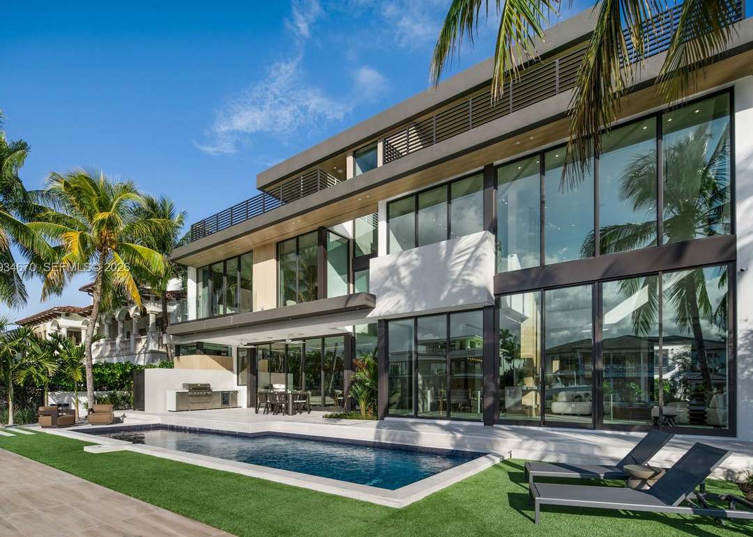 641 Flamingo Dr