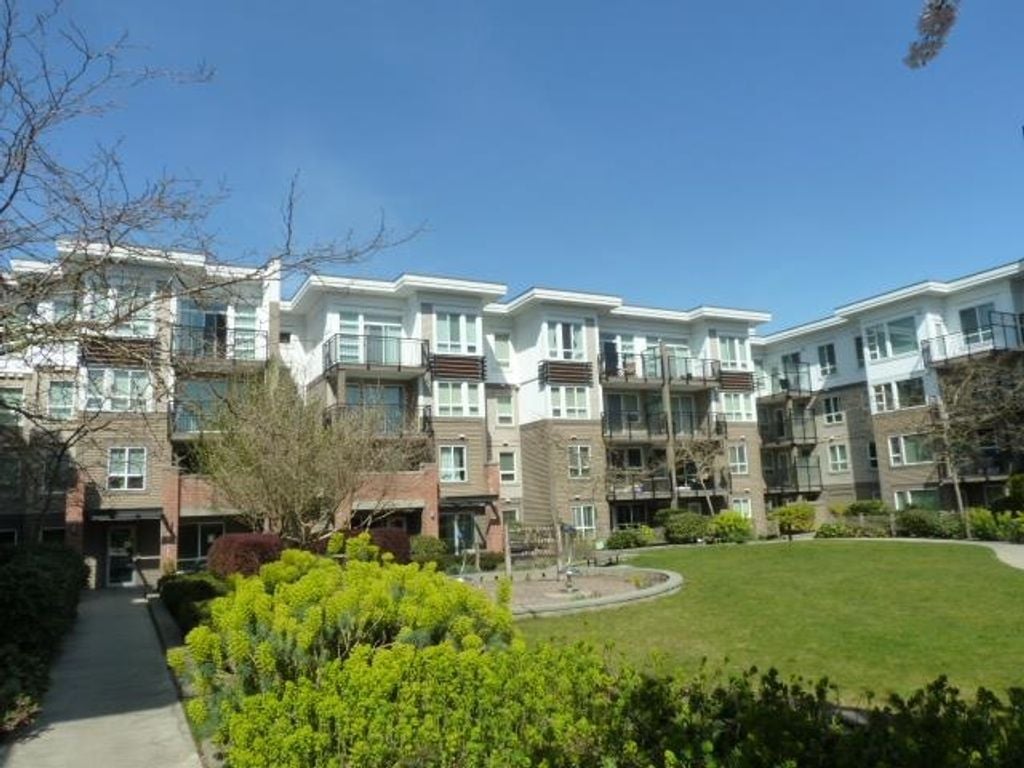 9500 Odlin Rd, #126