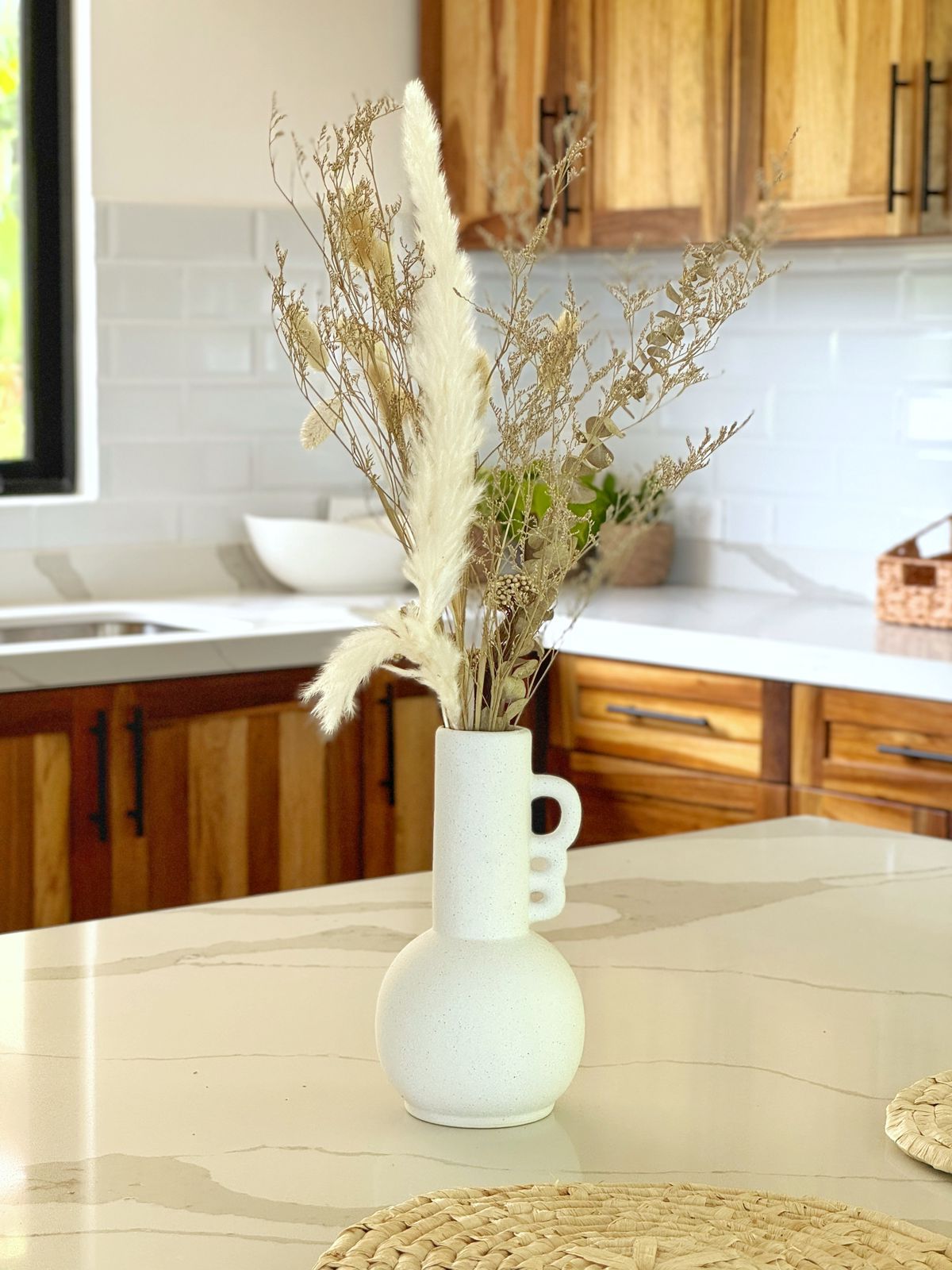 Whale’s Tail Paradise Vista – 3.7 Acre Oceanview Dream Home in Uvita