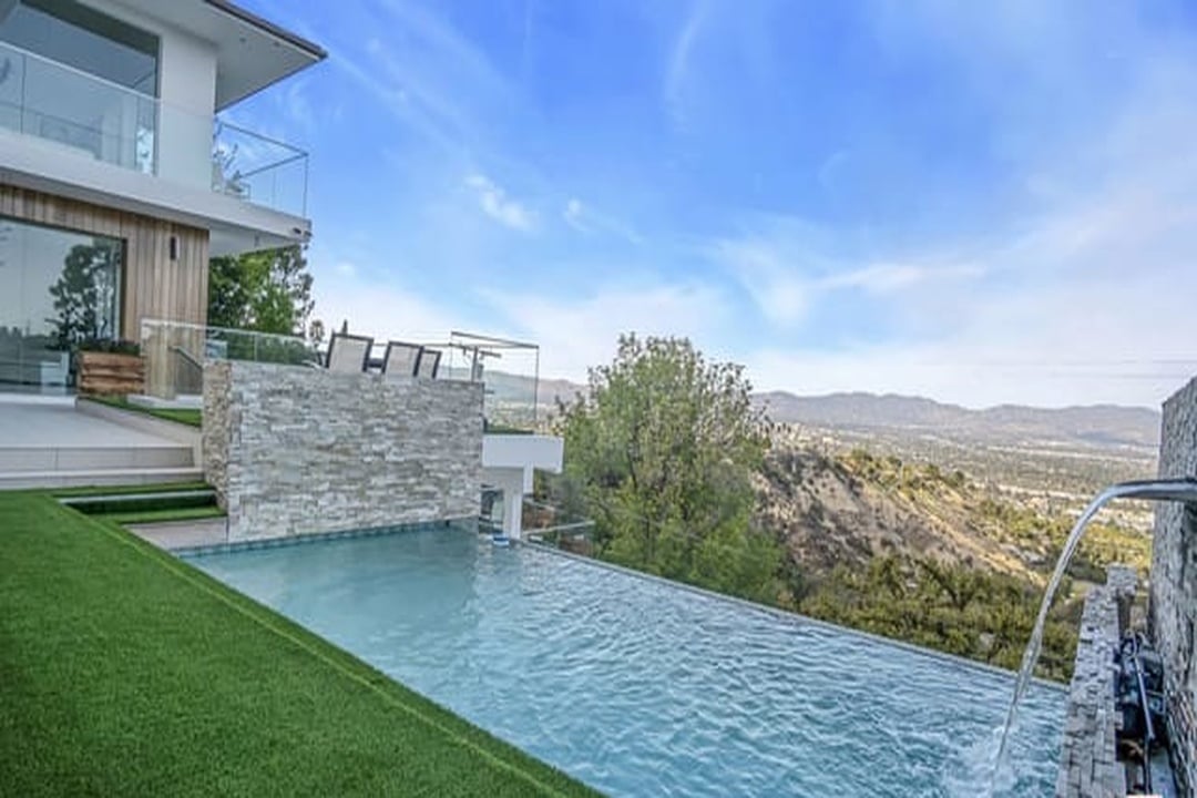 Lodge Villa