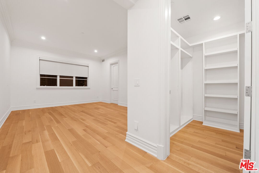 Ivory Arcadia, Martin Lane, 90210