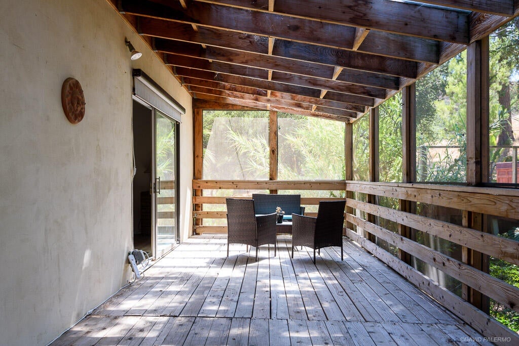 1150 Toro Canyon