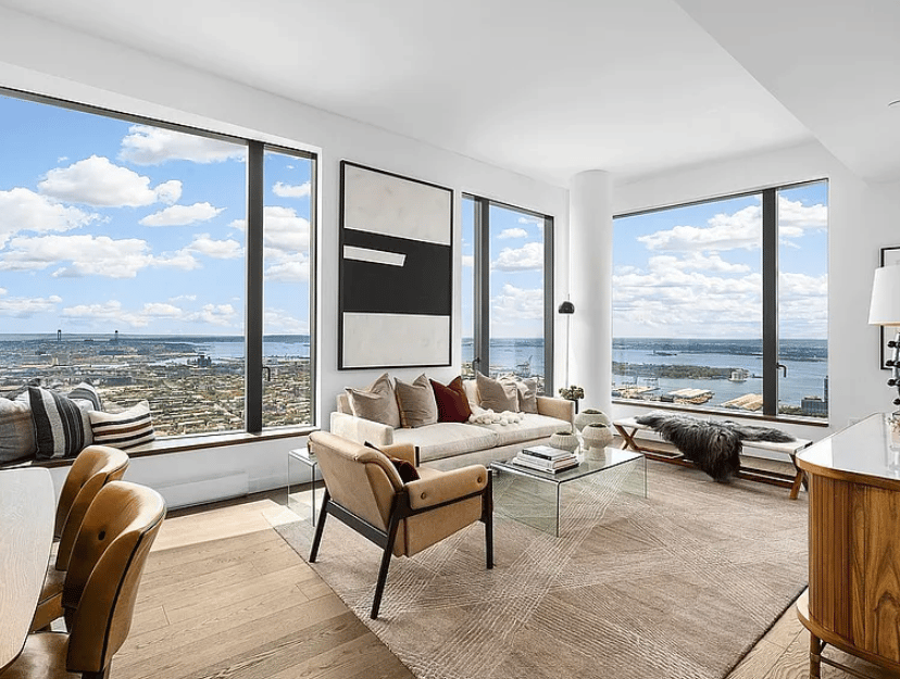 11 Hoyt St #47H
