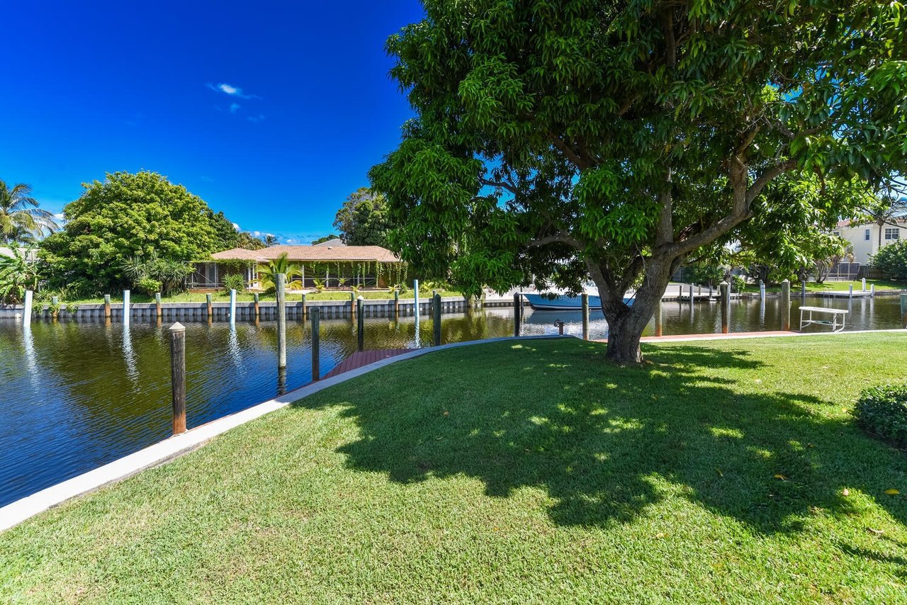 14095 Port Cir