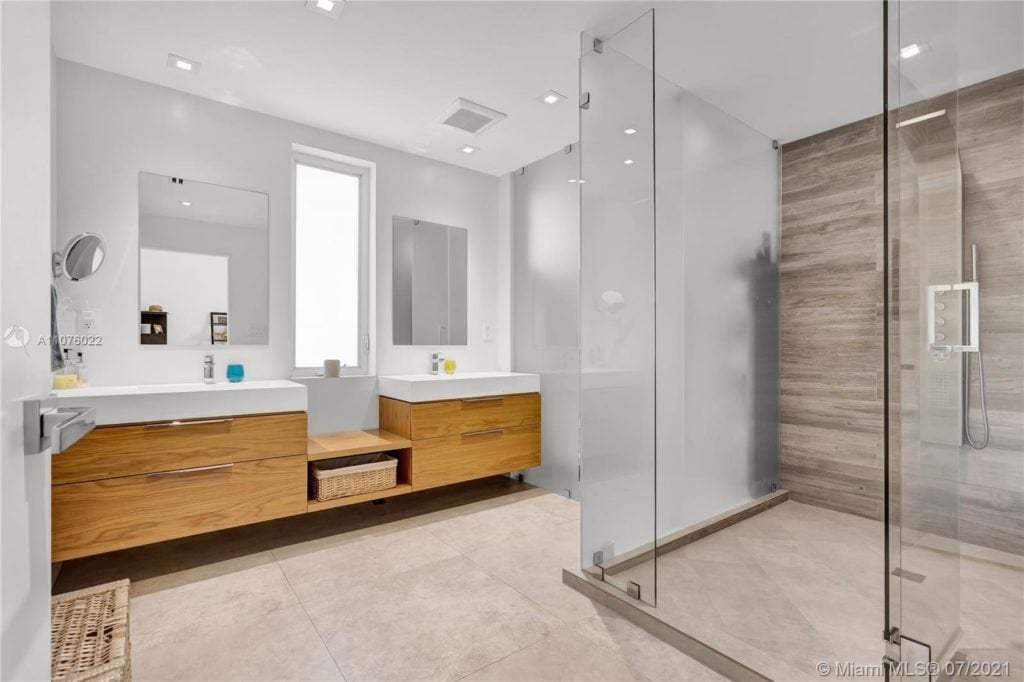 Key Biscayne Estate Closes at $8.25M