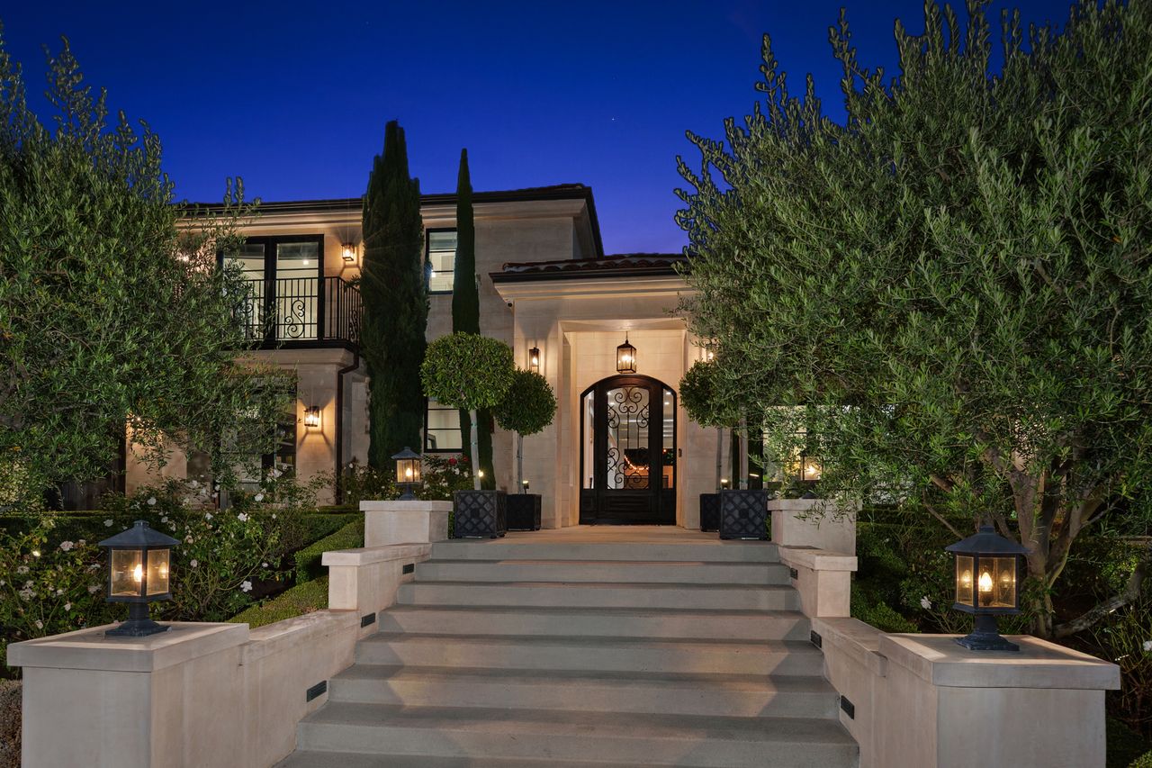Luxury Estate in Big Canyon