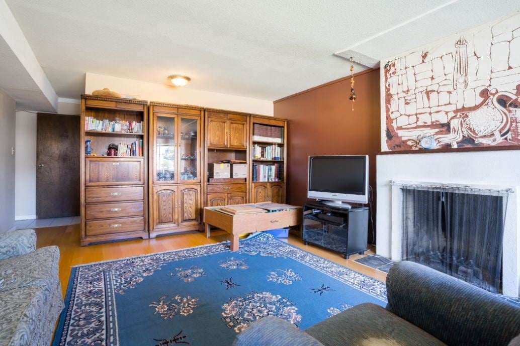 3440 Springthorne Cres