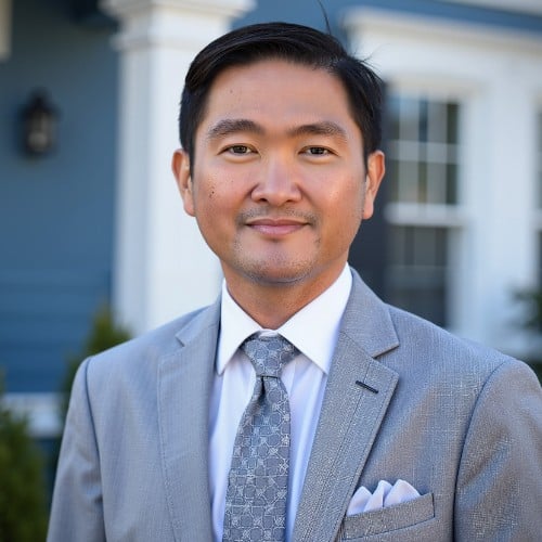 Eric Miller Cerritos, CA Real Estate Agent Headshot