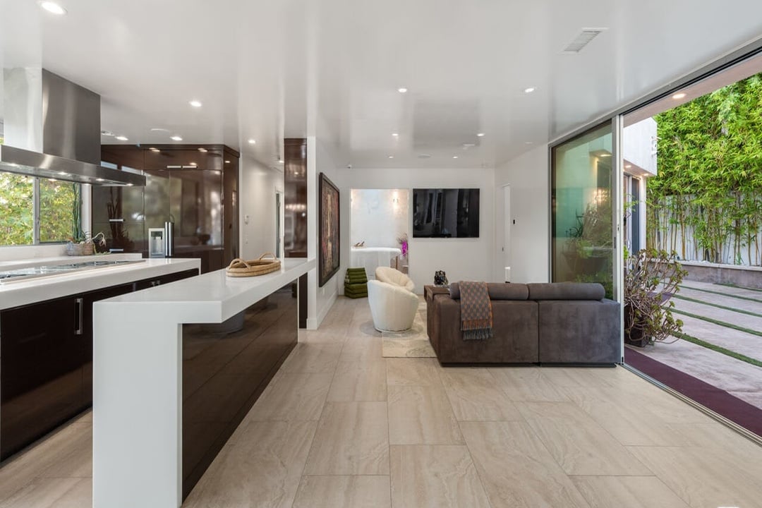 View Opulent